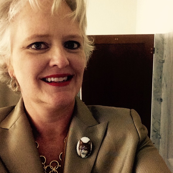 Meet your Posher, Sara - Picture 4 of 8